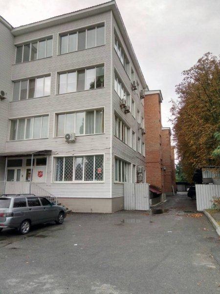 Нежиле приміщення в м. Кропивницький (Кіровоград), площею 206,7 кв. м